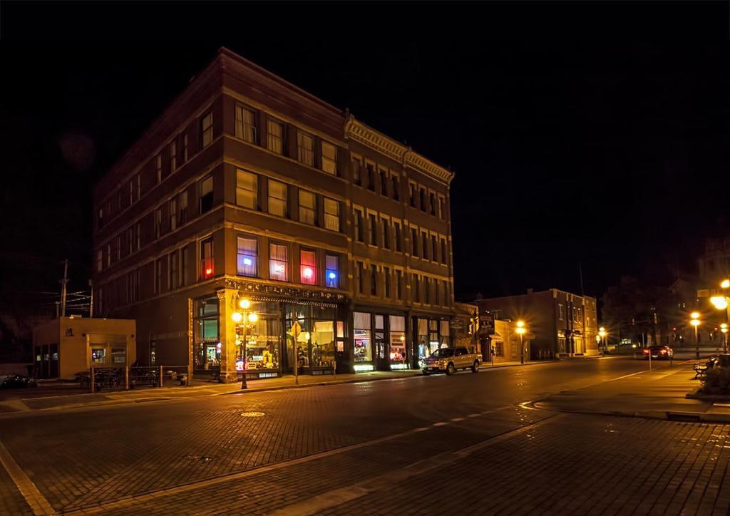 Deadwood Dick'S Hotel Extérieur photo