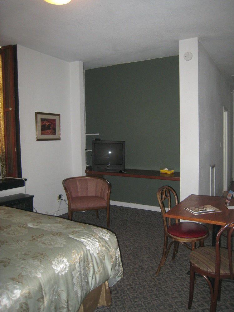 Deadwood Dick'S Hotel Extérieur photo